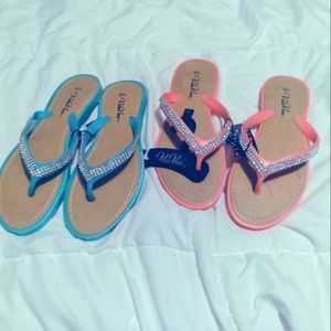 Vee Vee flip flops Size 7/8